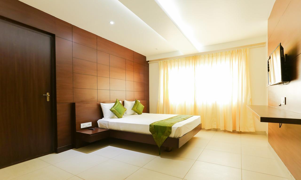 Treebo Trend Vijaya Grand Hotel Udupi Exterior photo
