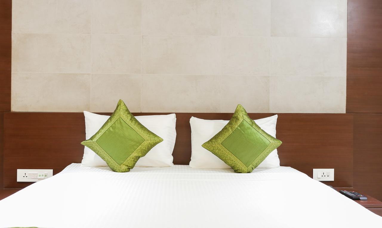 Treebo Trend Vijaya Grand Hotel Udupi Exterior photo