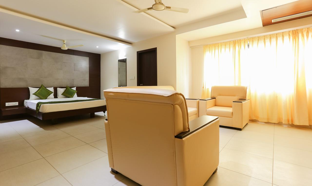 Treebo Trend Vijaya Grand Hotel Udupi Exterior photo